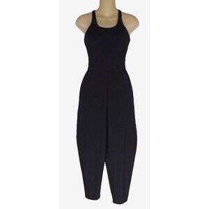 Sincerely Jules Active Black Adjustable Criss Cross Back Crop Jumpsuit XS